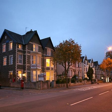 The Avala Guesthouse Cardiff Eksteriør billede